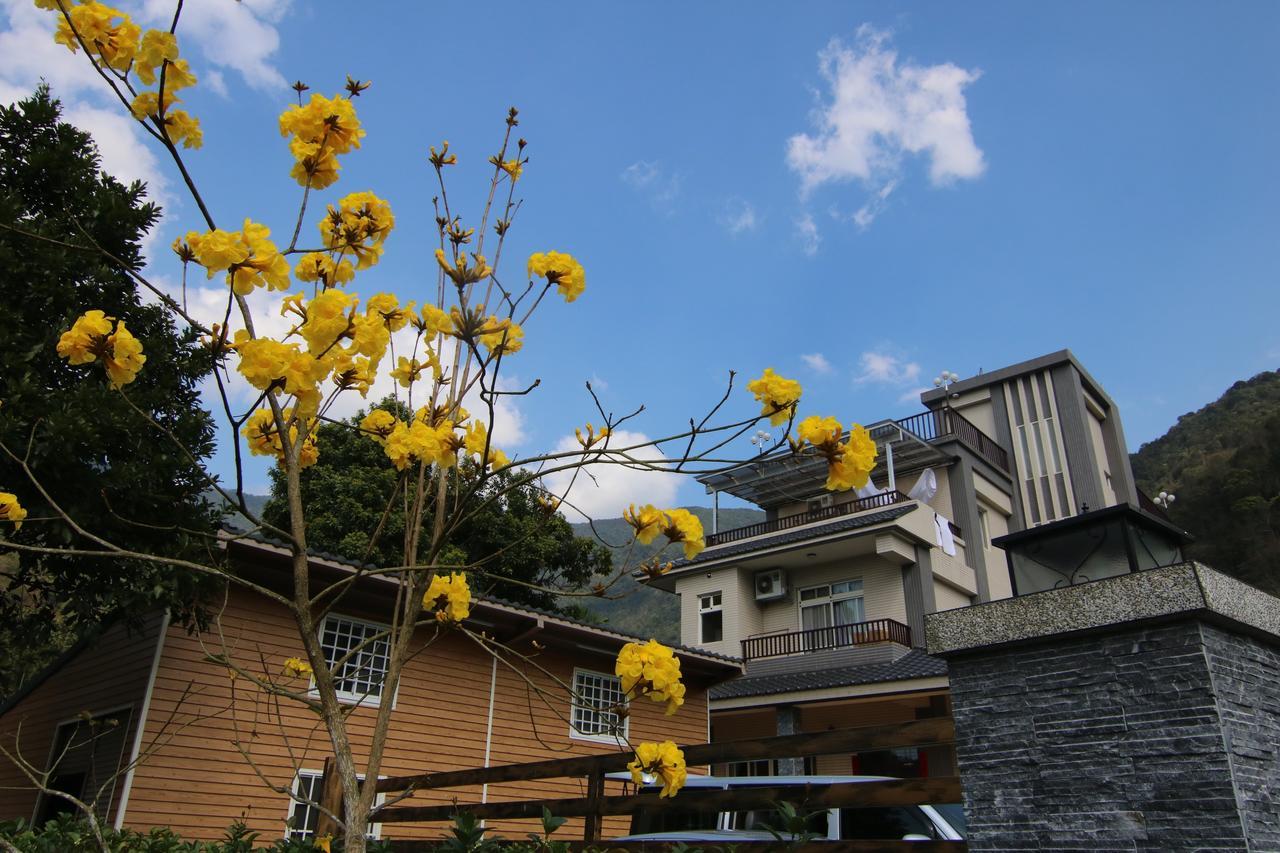 Fully B&B ผูหลี่ ภายนอก รูปภาพ