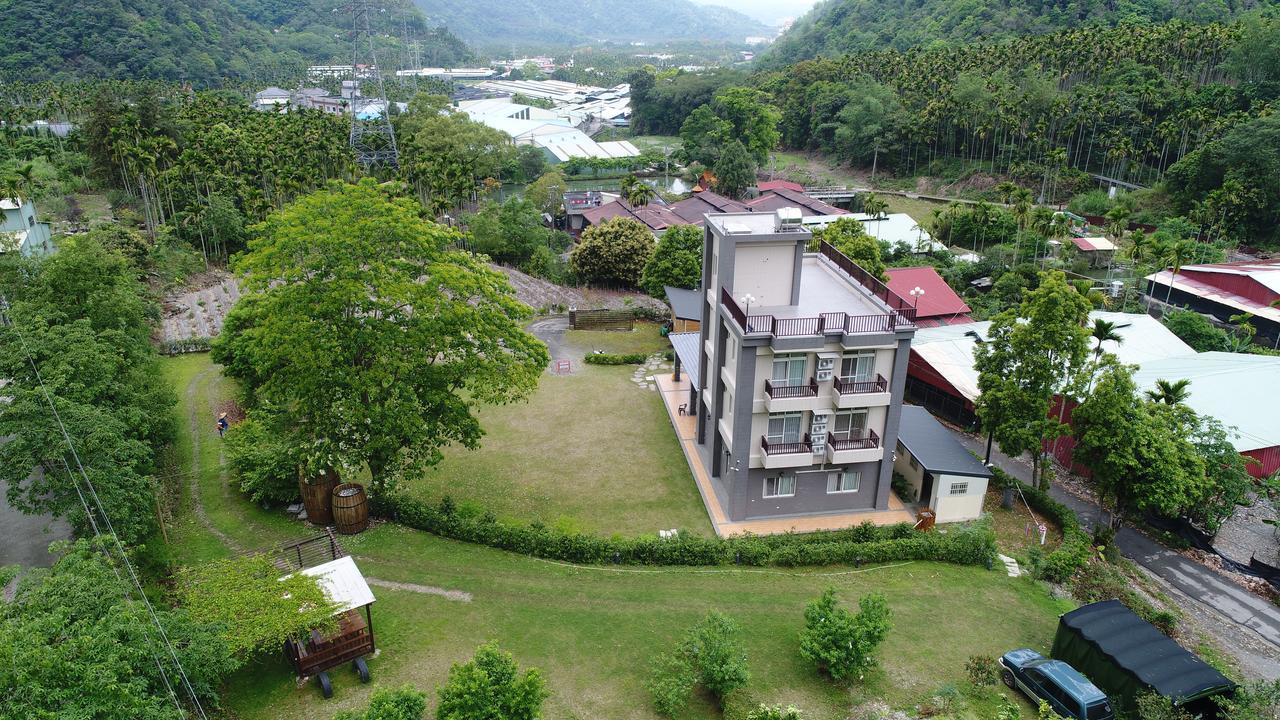 Fully B&B ผูหลี่ ภายนอก รูปภาพ